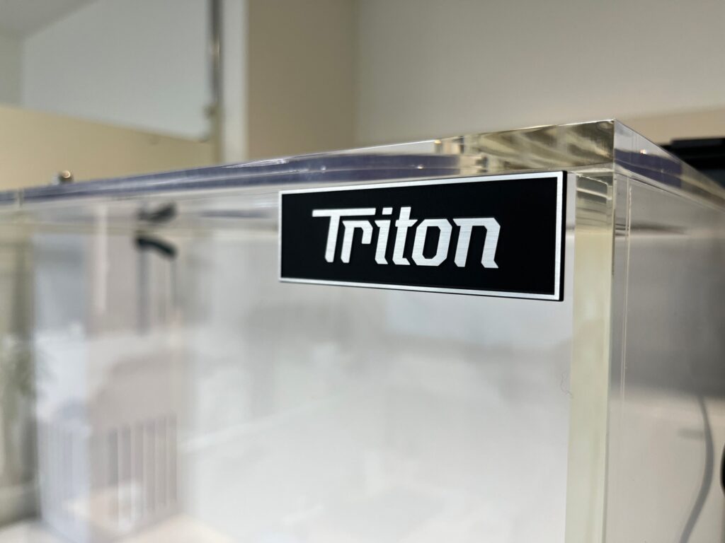 オーダー水槽「トリトン水槽」 | 株式会社Triton公式サイト